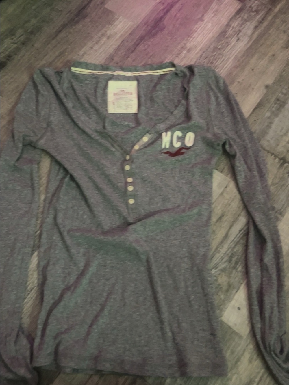 Hollister Heather Gray Long-Sleeve Henley with HCO Patch